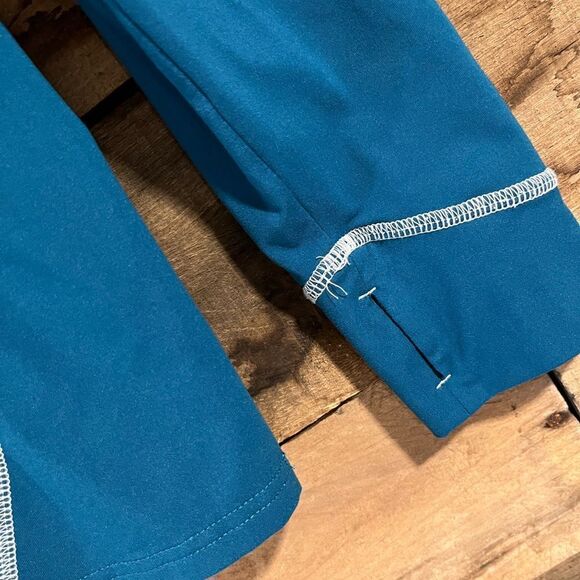 Eastern Mountain Sports teal long sleeve mock neck shirt - L - 🙂3/$15 - Picture 2 of 7